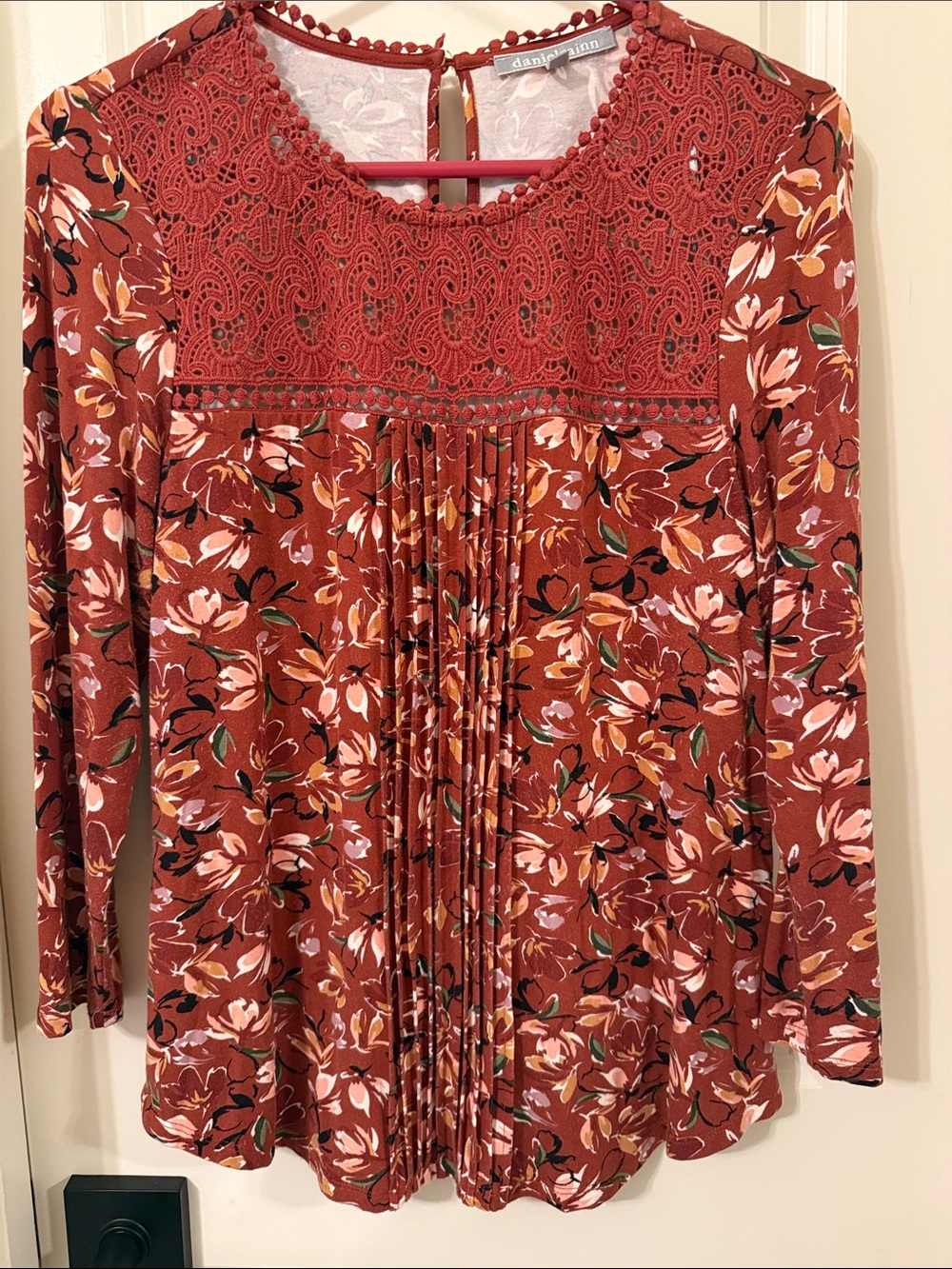 Daniel Rainn Rust Floral Lace-Yoke Pleated Long Sleeve Blouse